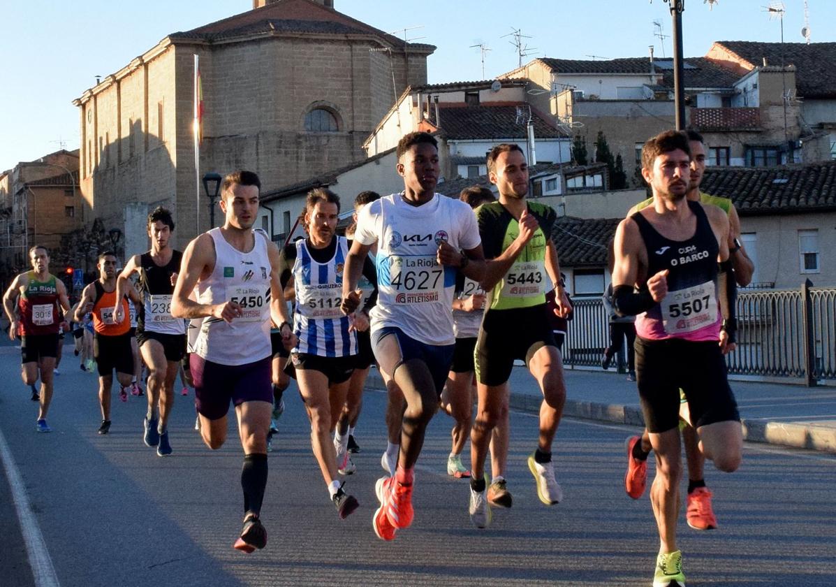 Raquel Yécora y Nacho García campeones de la milla en ruta La Rioja